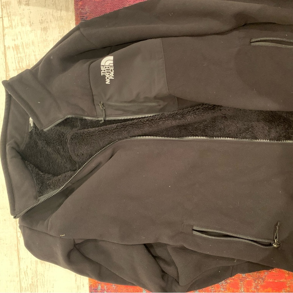 2 large north face jackets